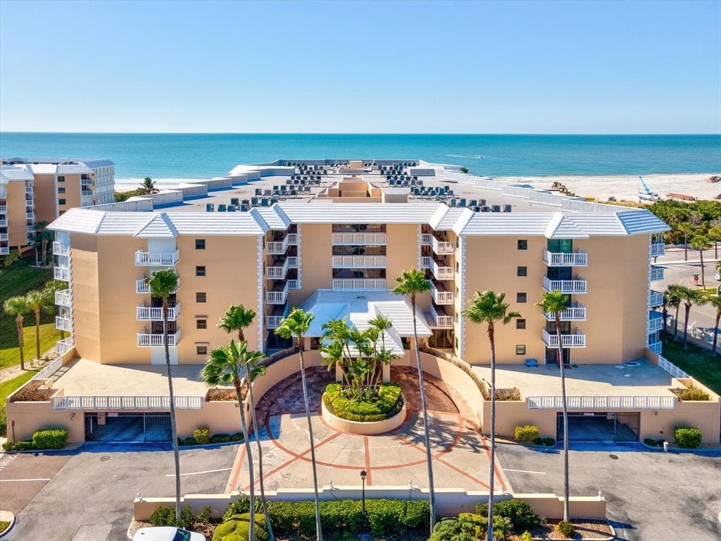 6650 SUNSET WAY UNIT 204 ST PETE BEACH, FL 33706