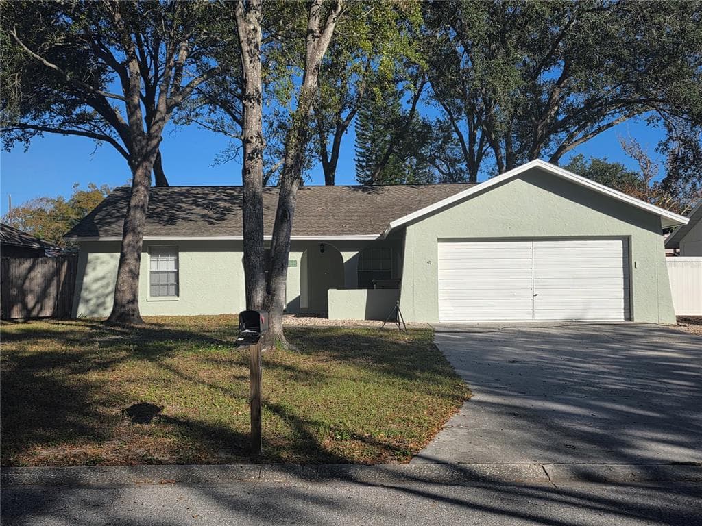 7604 N SANIBEL CIRCLE TEMPLE TERRACE, FL 33637