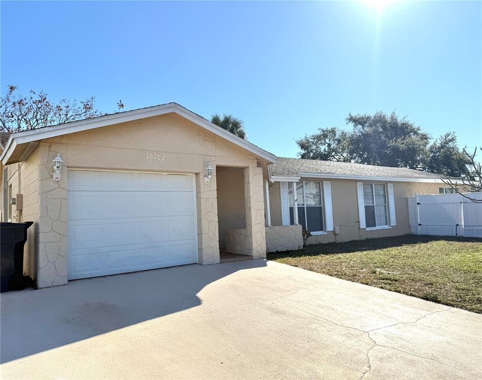 10202 BONNIE BAY COURT TAMPA, FL 33615