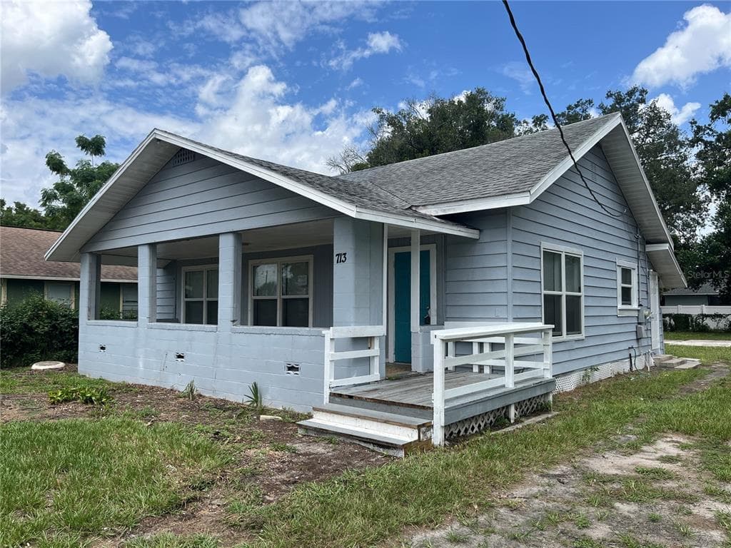713 W MYRTLE STREET LAKELAND, FL 33815