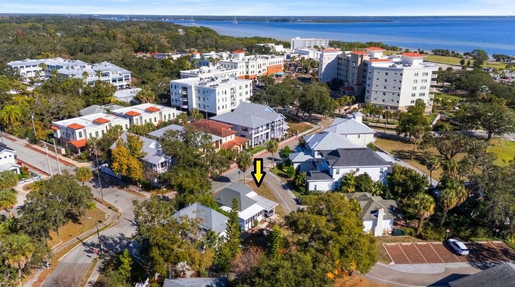 244 IRON AGE STREET SAFETY HARBOR, FL 34695