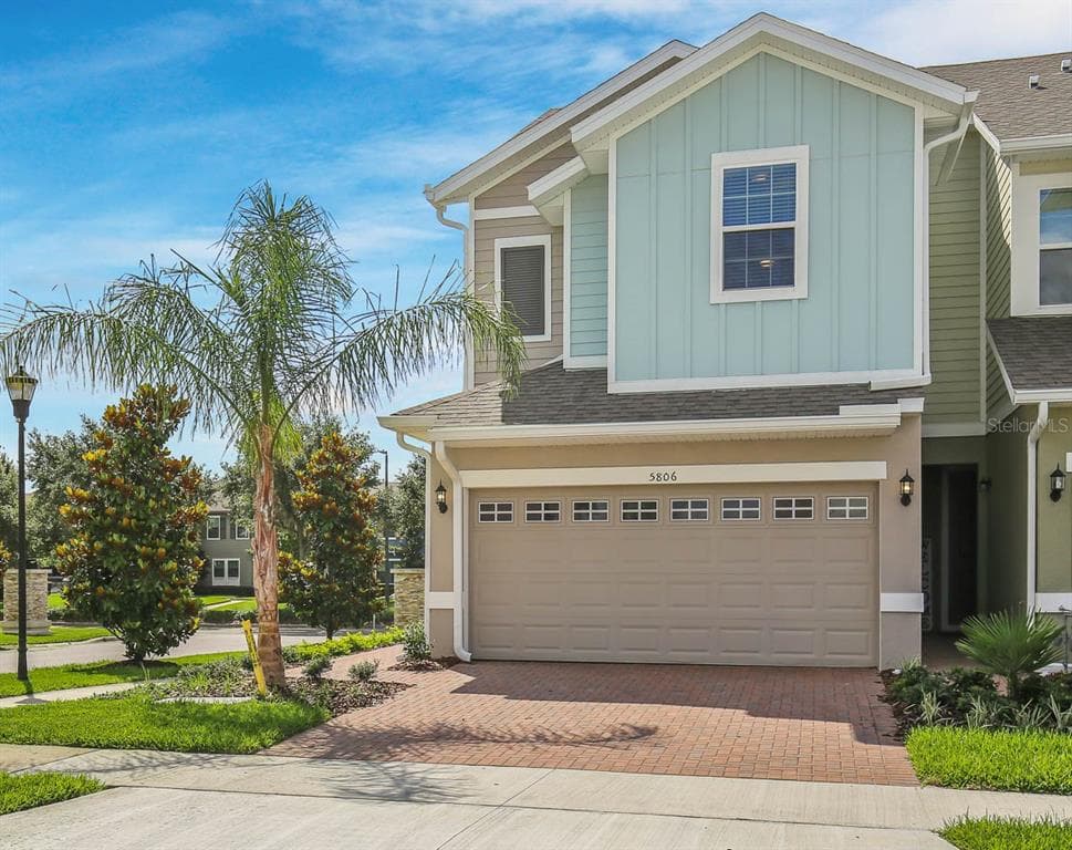 5806 SPOTTED HARRIER WAY LITHIA, FL 33547