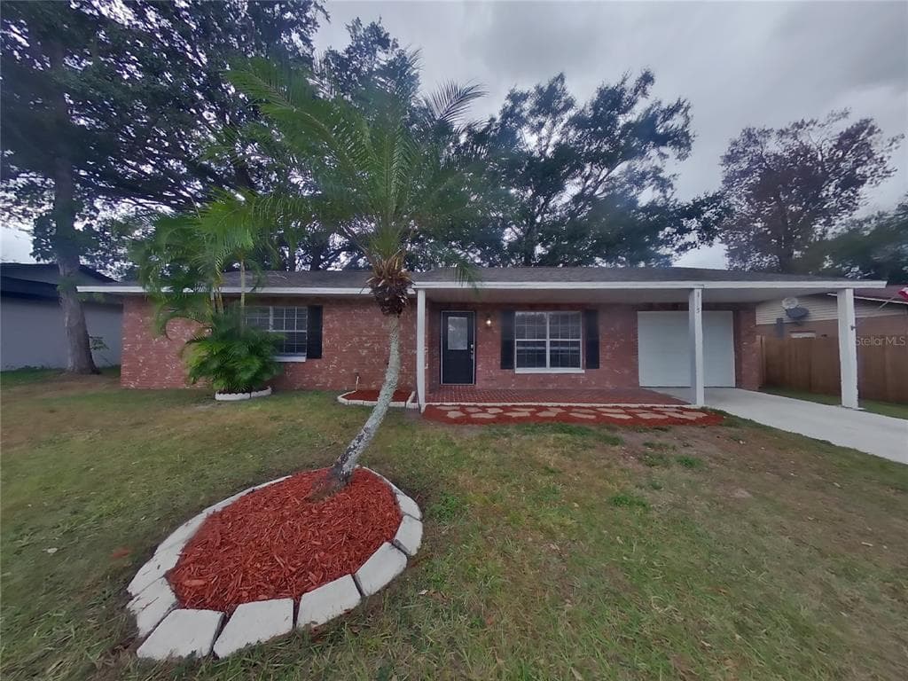 1115 OAKHILL STREET SEFFNER, FL 33584