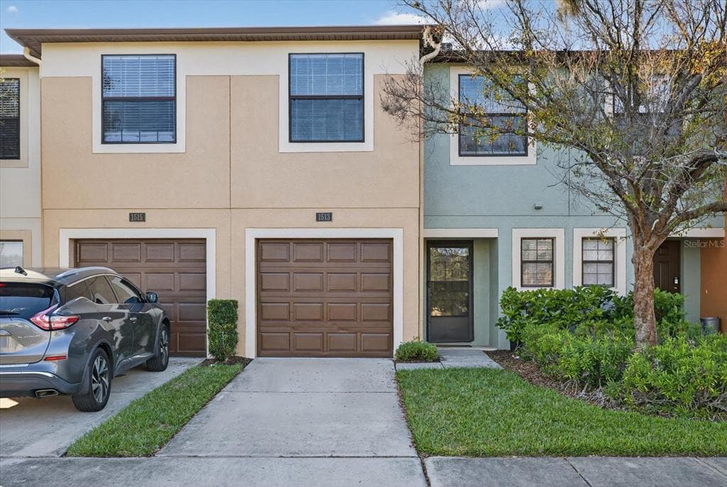 1513 WATER TERRACE LANE BRANDON, FL 33511