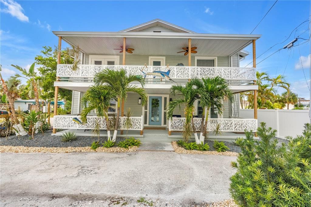 134 86 TERRACE UNIT 2 TREASURE ISLAND, FL 33706