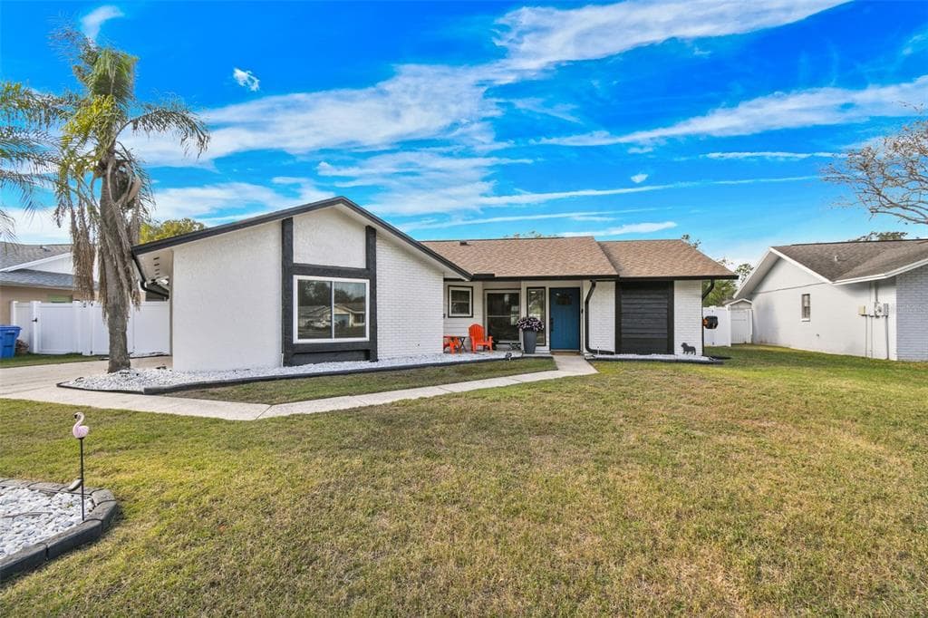 1729 LAKE CREST AVENUE BRANDON, FL 33510