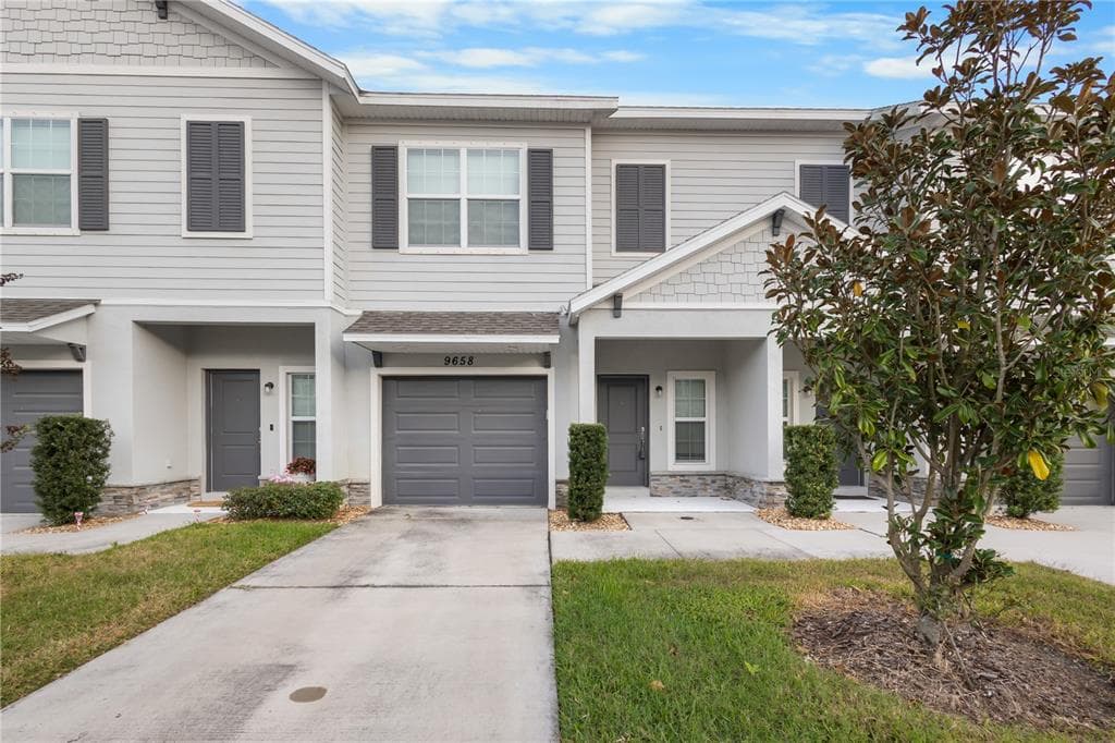 9658 SWEETWELL PLACE RIVERVIEW, FL 33569