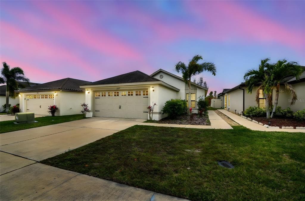 2277 CASPIAN DRIVE LAKELAND, FL 33805