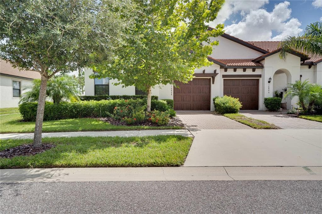 16844 WHISPER ELM STREET WIMAUMA, FL 33598