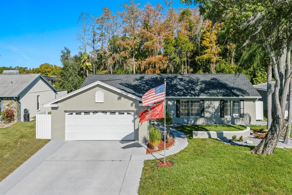 9909 MIDDLECOFF DRIVE NEW PORT RICHEY, FL 34655