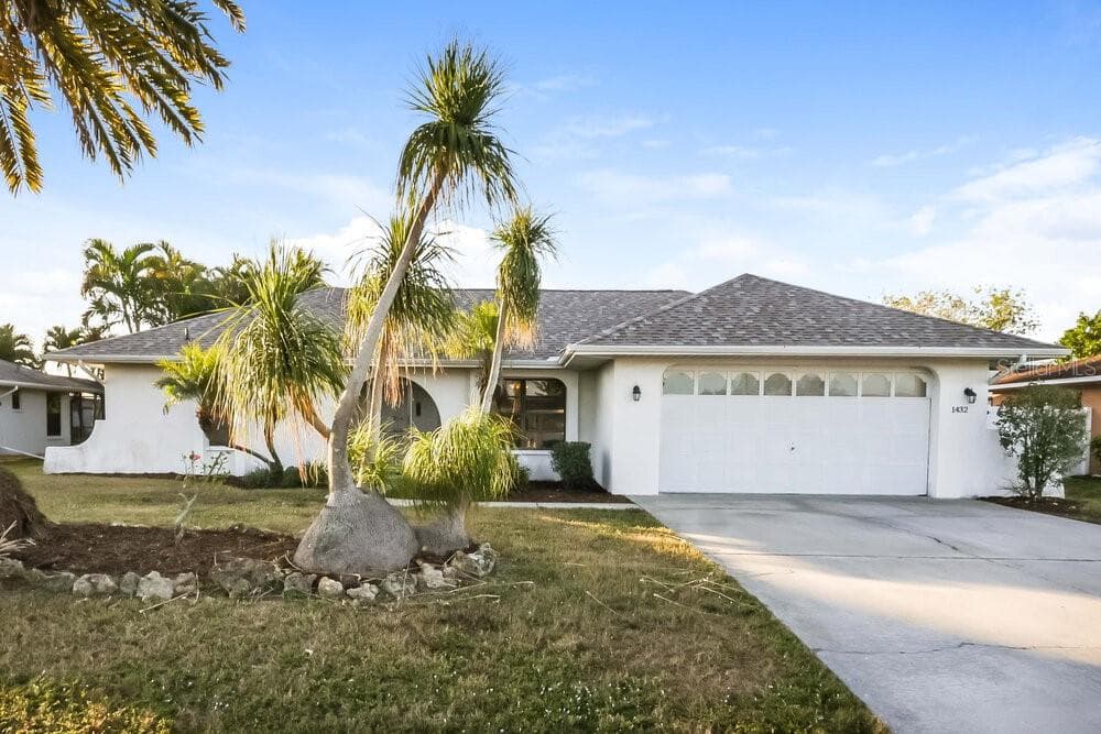 1432 SE 17TH TERRACE CAPE CORAL, FL 33990