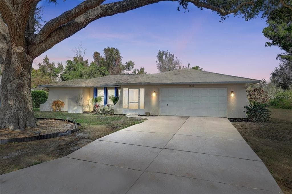 1332 WHISPERING LANE VENICE, FL 34285