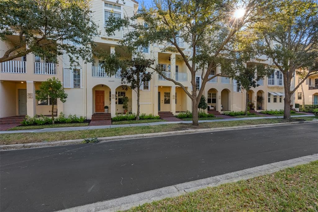5902 PRINTERY STREET UNIT 105 TAMPA, FL 33616