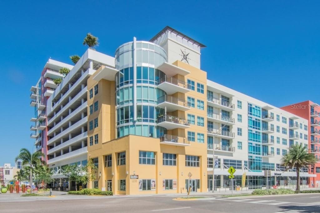 1120 E KENNEDY BOULEVARD UNIT 1018 TAMPA, FL 33602