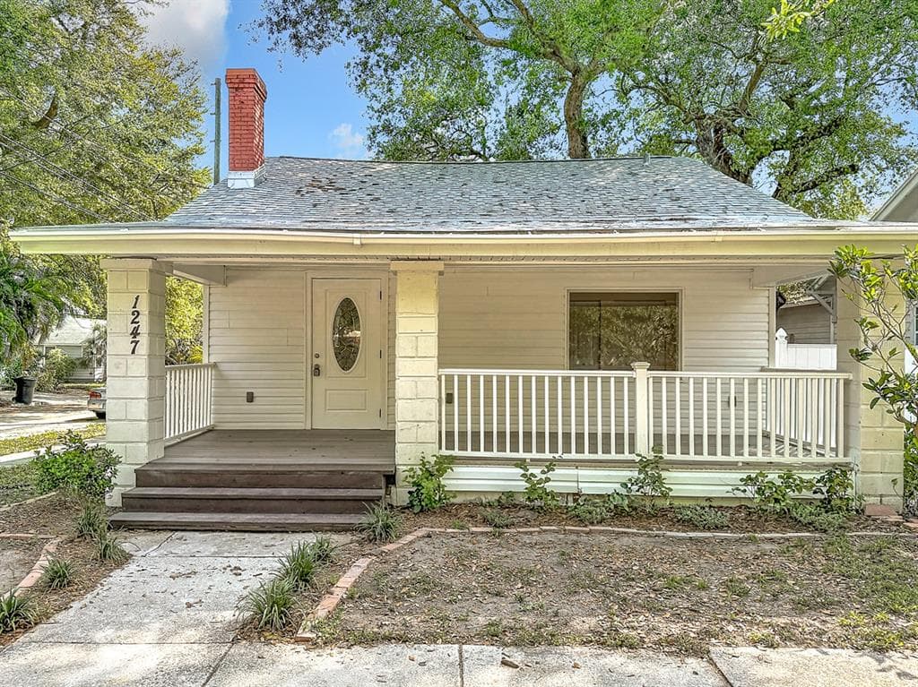 1247 HIGHLAND STREET N ST PETERSBURG, FL 33701