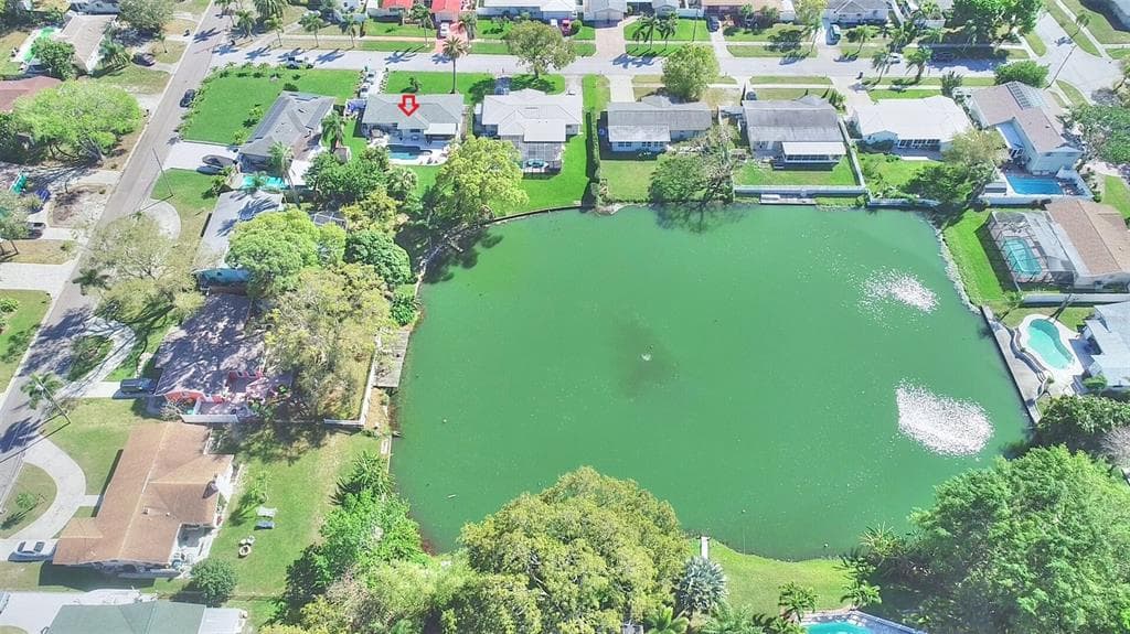 11645 OXFORD STREET SEMINOLE, FL 33772
