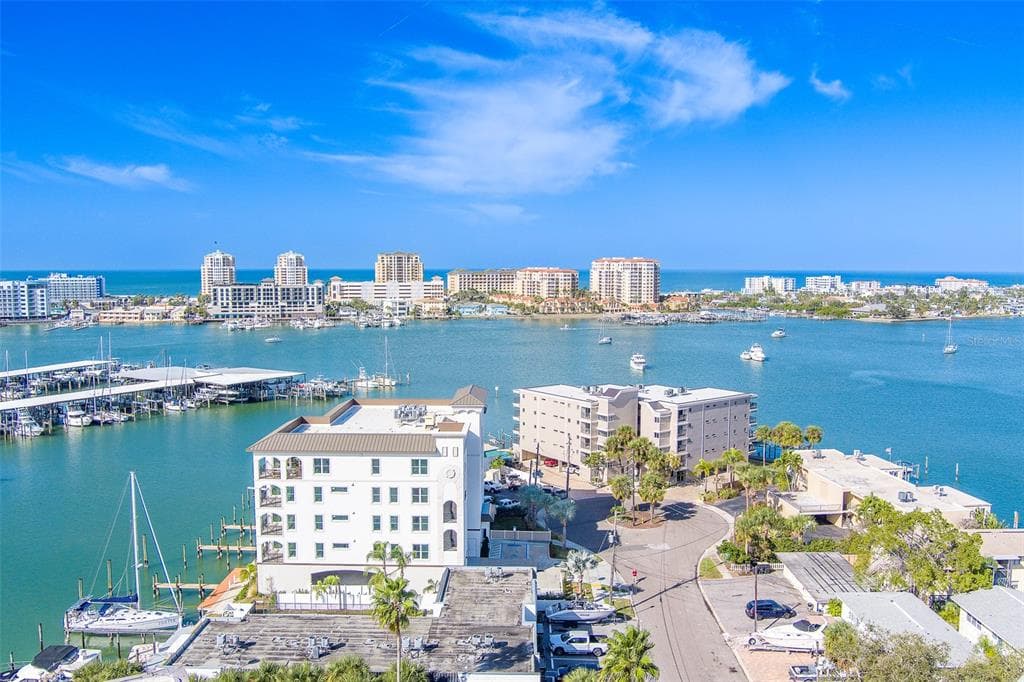 205 DOLPHIN POINT UNIT 1 CLEARWATER BEACH, FL 33767