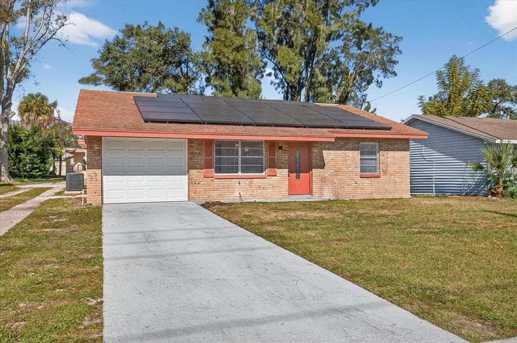 902 MARSHALL STREET CLEARWATER, FL 33755