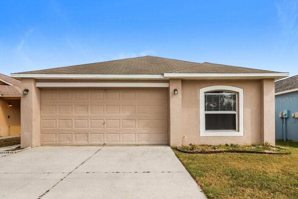 30539 BIRDHOUSE DRIVE WESLEY CHAPEL, FL 33545