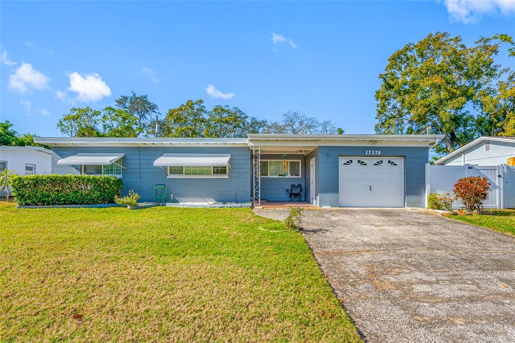 12320 105 STREET LARGO, FL 33773
