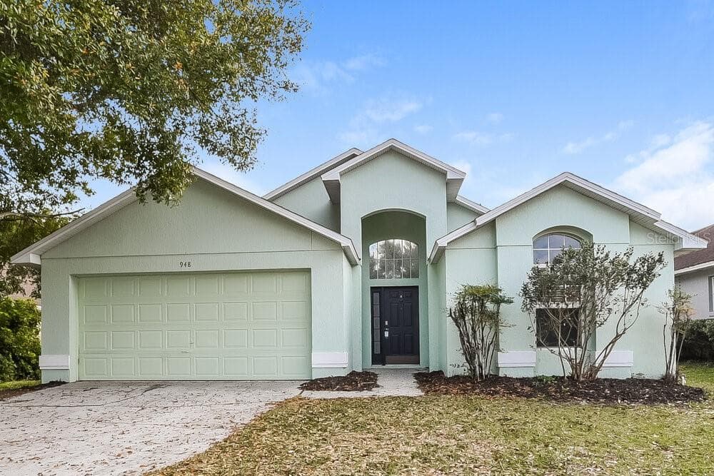 948 DELFINO PLACE LAKE MARY, FL 32746