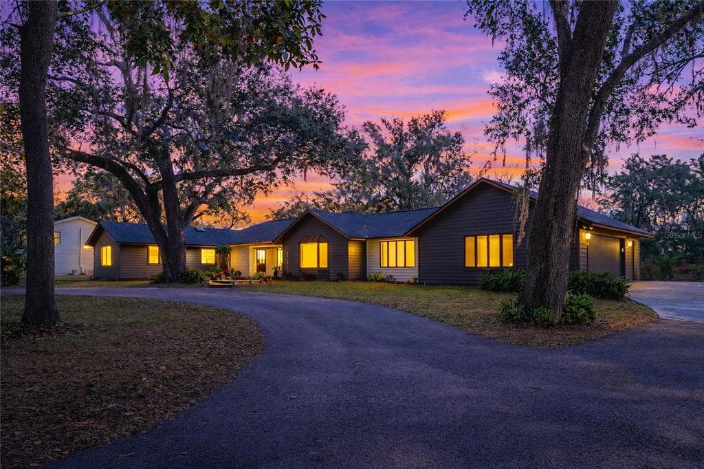 12540 GREEN OAK LANE DADE CITY, FL 33525