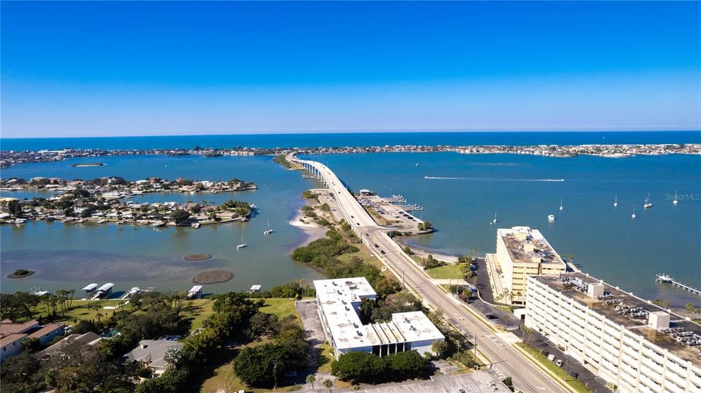 50 HARBOR VIEW LANE UNIT 11