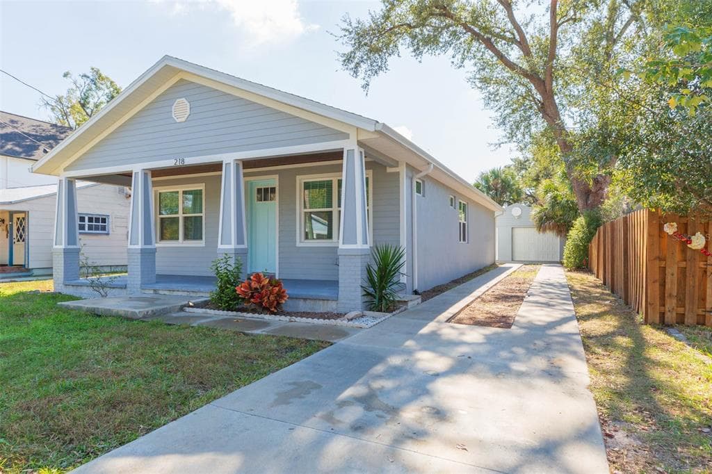 218 W JEAN STREET TAMPA, FL 33604