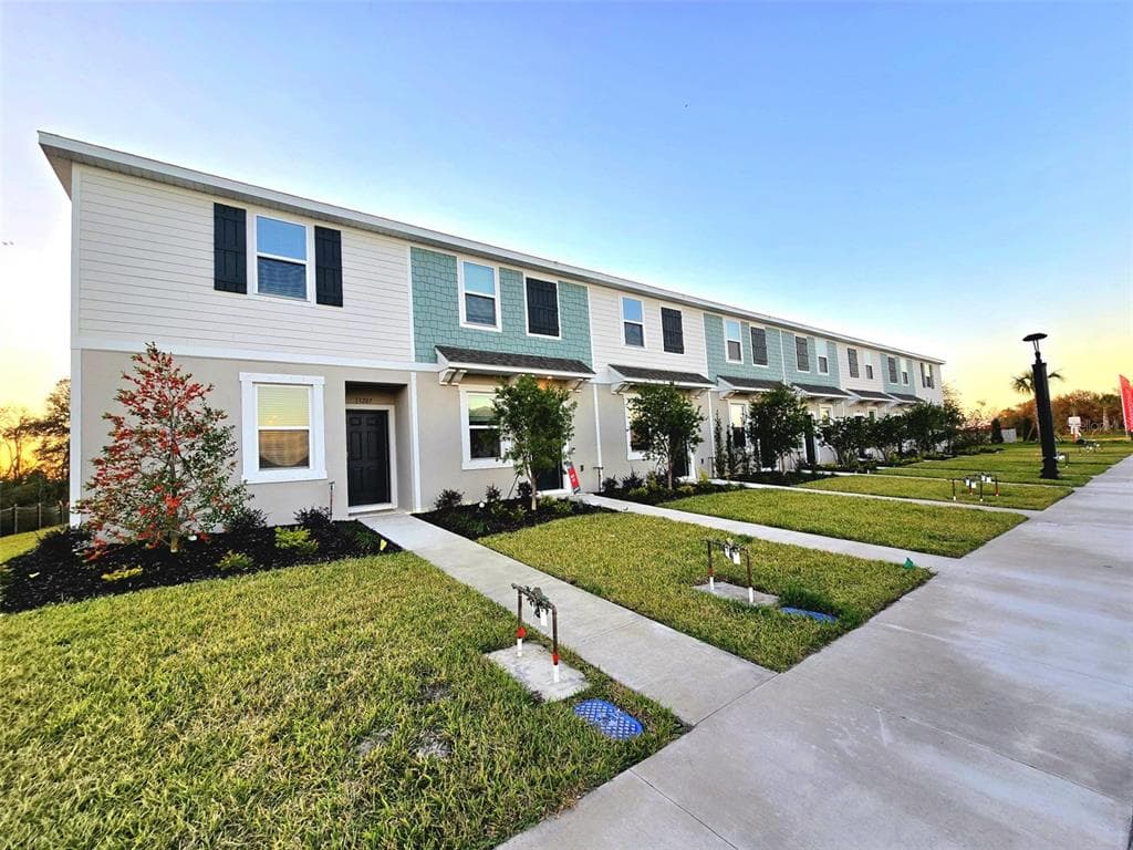13215 FORGE AVENUE PARRISH, FL 34219