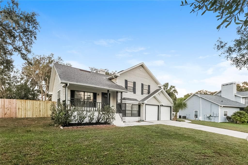 702 OLD DARBY STREET SEFFNER, FL 33584
