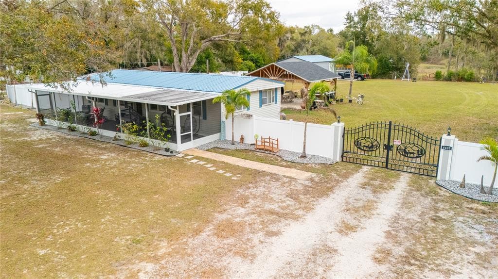 4405 LOMA VISTA DRIVE VALRICO, FL 33596