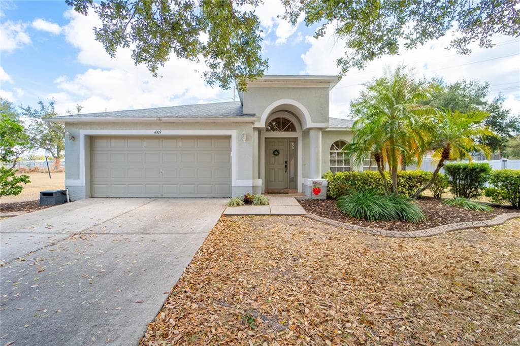 4309 BALINGTON DRIVE VALRICO, FL 33596