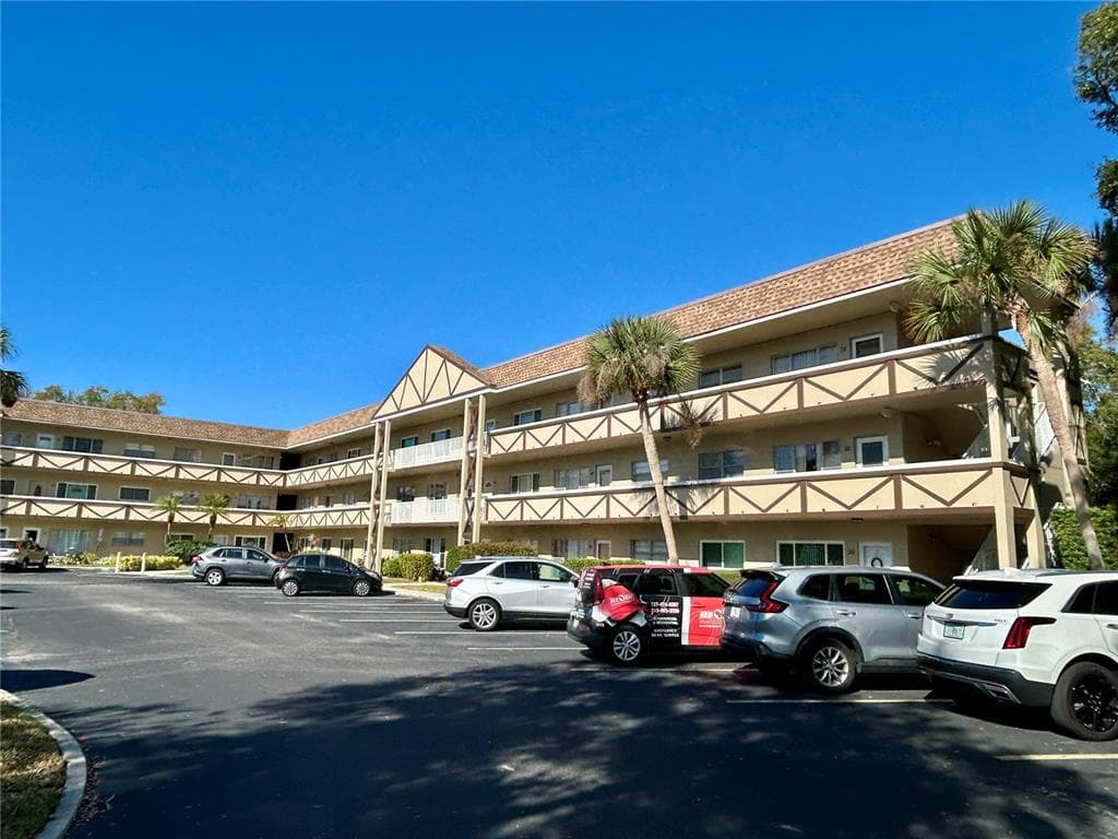 2464 AUSTRALIA WAY E UNIT 78
