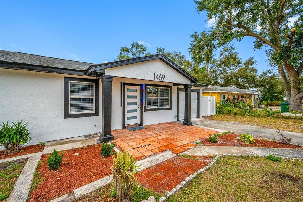1469 YOUNG AVENUE CLEARWATER, FL 33756