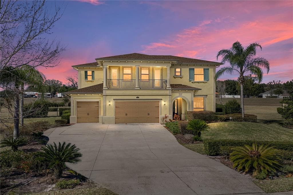17914 HOWSMOOR PLACE LUTZ, FL 33559