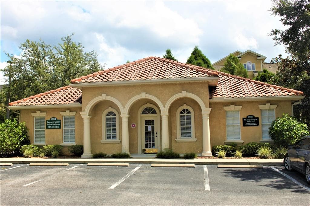 13361 N 56TH STREET UNIT F TAMPA, FL 33617