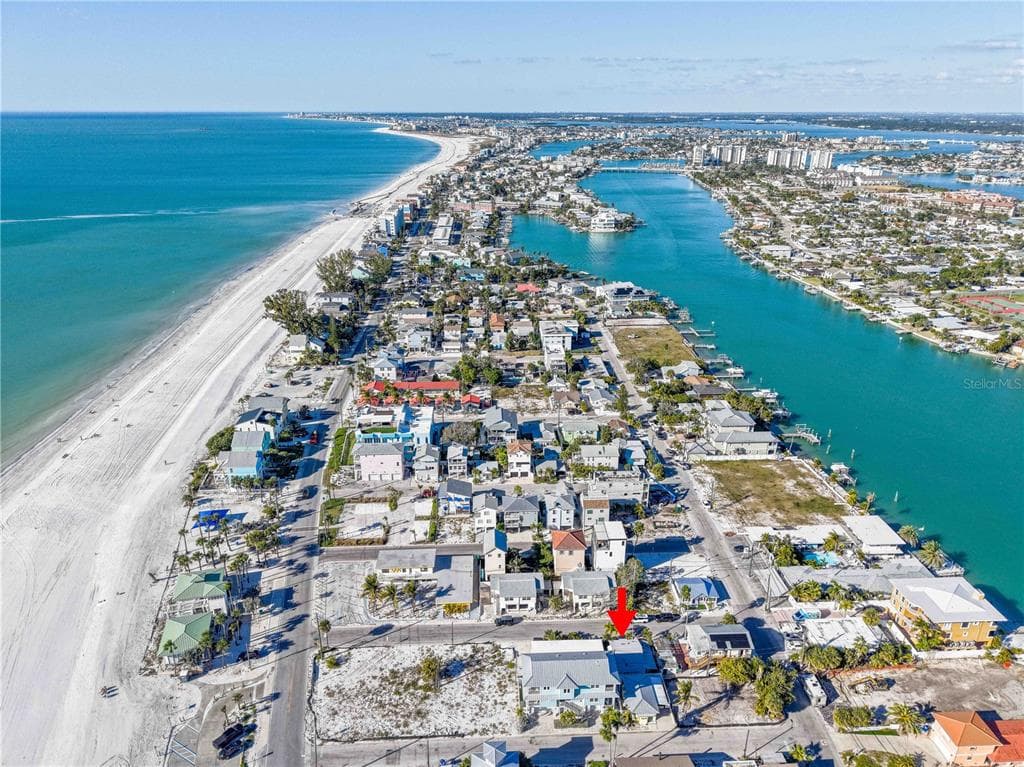 35 79TH TERRACE TREASURE ISLAND, FL 33706