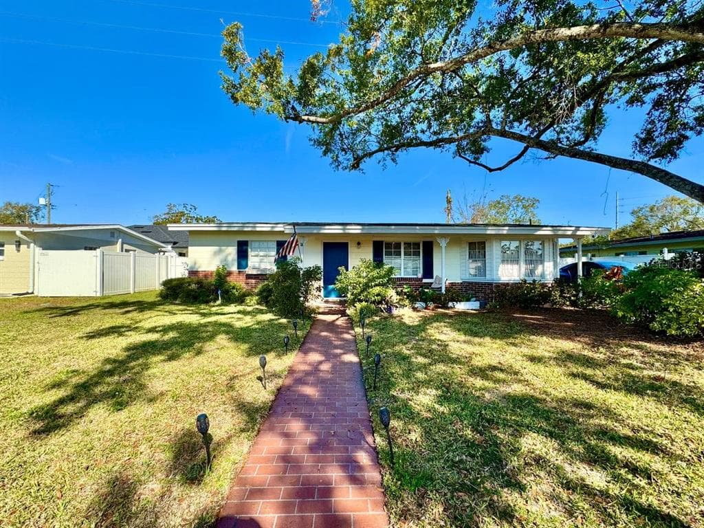 2703 WESTHIGH AVENUE TAMPA, FL 33614