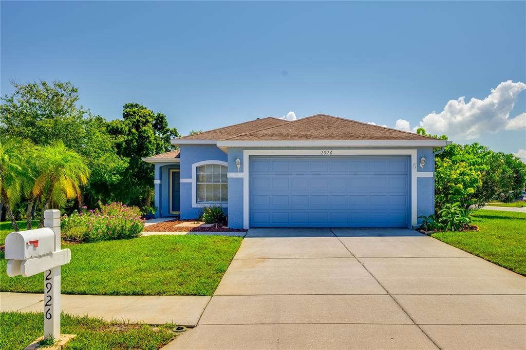 2926 WALNUT GROVE COURT HOLIDAY, FL 34691
