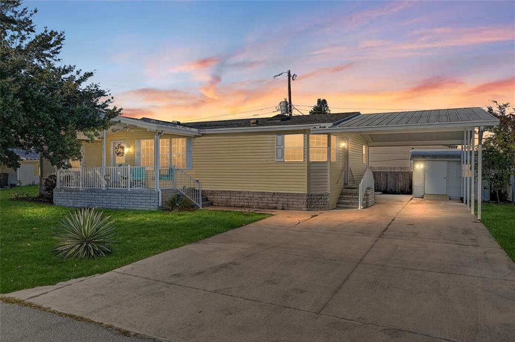 917 50TH AVENUE TERRACE W BRADENTON, FL 34207