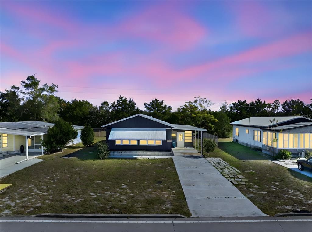 15372 BROOKRIDGE BOULEVARD BROOKSVILLE, FL 34613