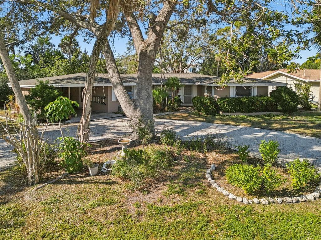 5036 HIGEL AVENUE SARASOTA, FL 34242