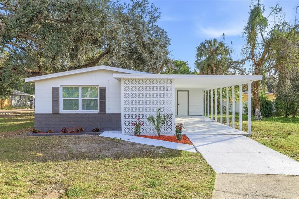 4511 N 39TH STREET TAMPA, FL 33610