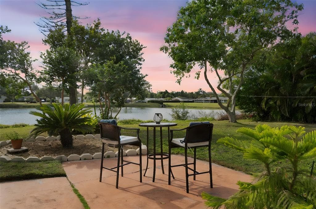 4322 22ND AVENUE N ST PETERSBURG, FL 33713