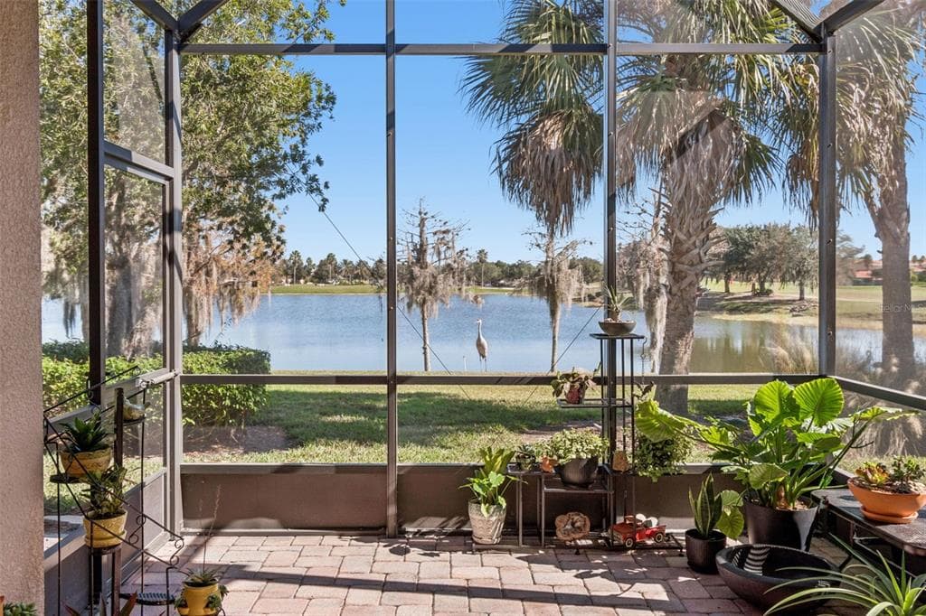 2376 PALM TREE DRIVE KISSIMMEE, FL 34759
