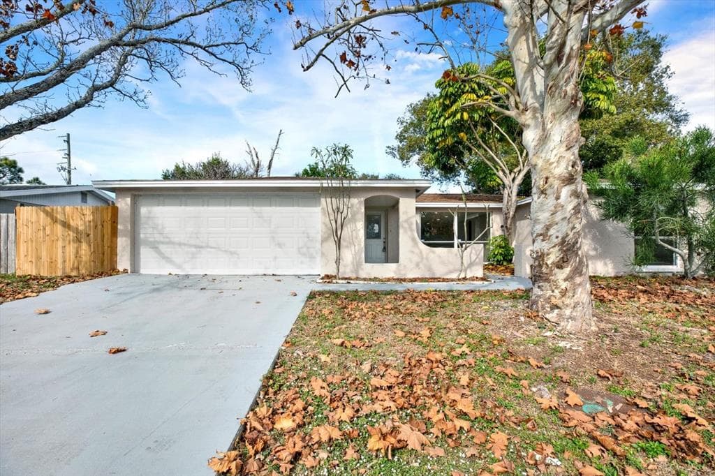 7831 FOX HOLLOW DRIVE PORT RICHEY, FL 34668