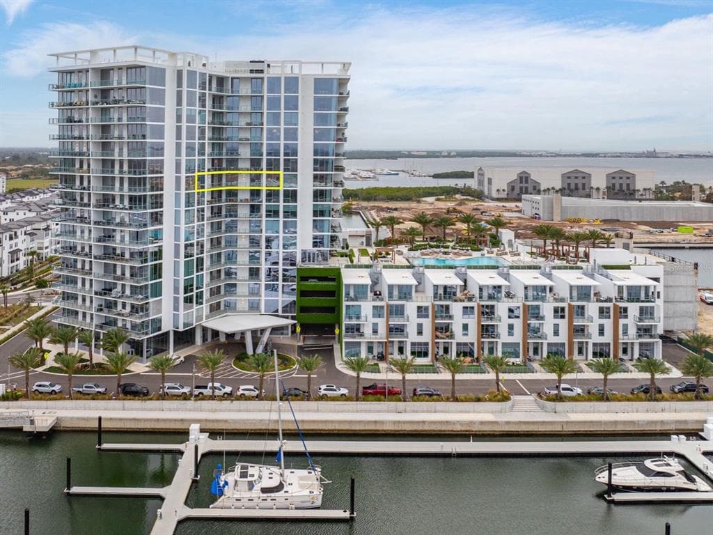 5120 MARINA WAY UNIT 10001 TAMPA, FL 33611
