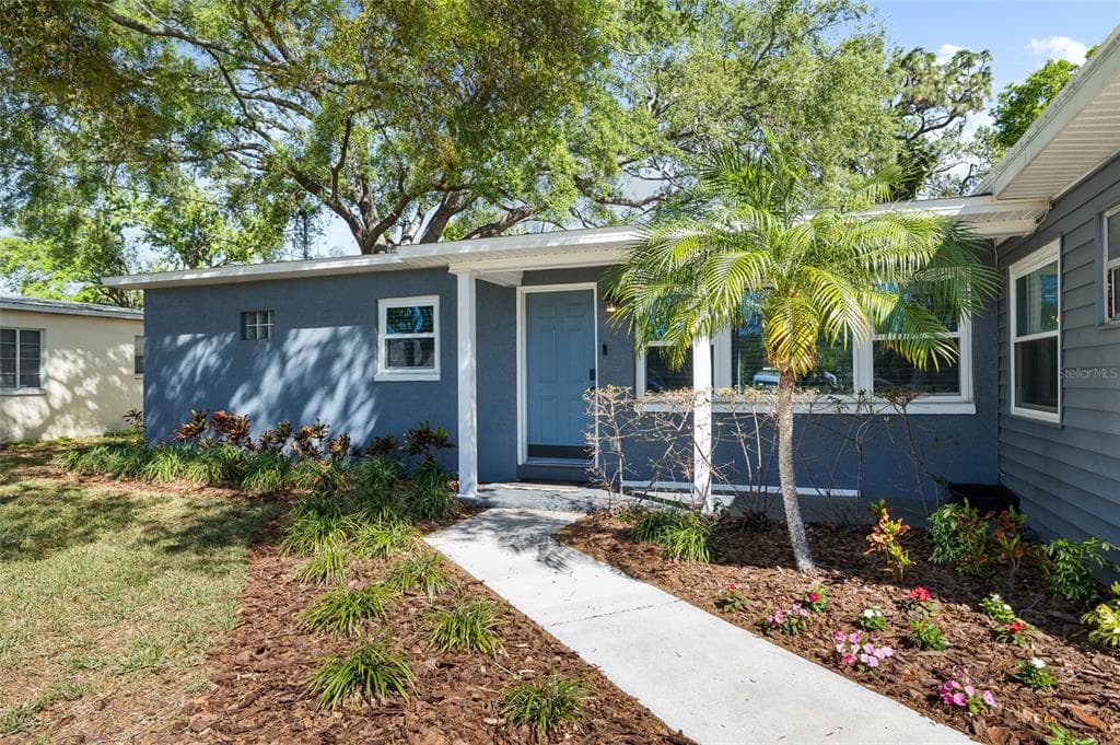 4105 W FAIR OAKS AVENUE TAMPA, FL 33611