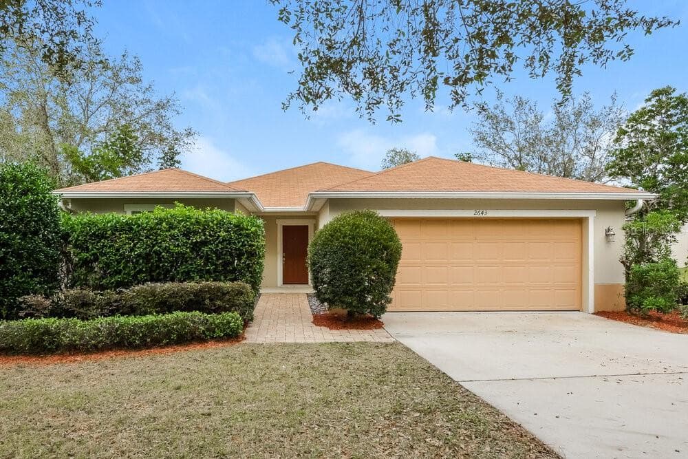 2643 BREEZY MEADOW ROAD APOPKA, FL 32712
