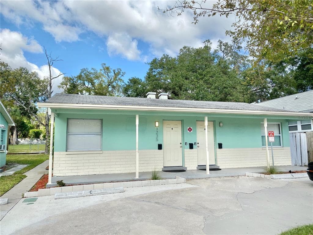 1235 22ND AVENUE S UNIT A ST PETERSBURG, FL 33705